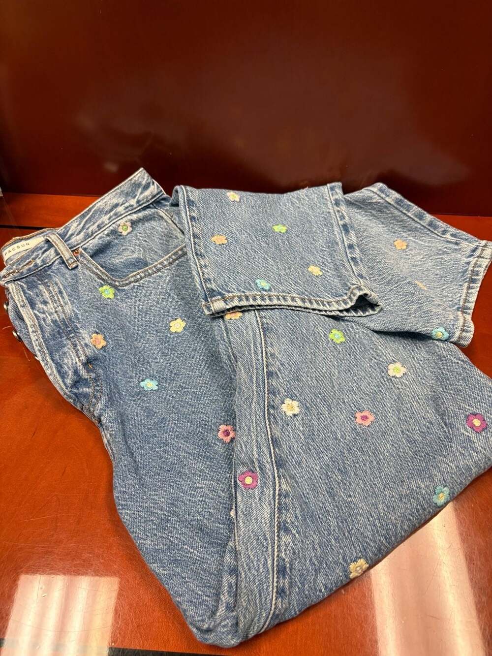 PacSun Dad Jean Size 28 Blue Embroidered Floral Denim